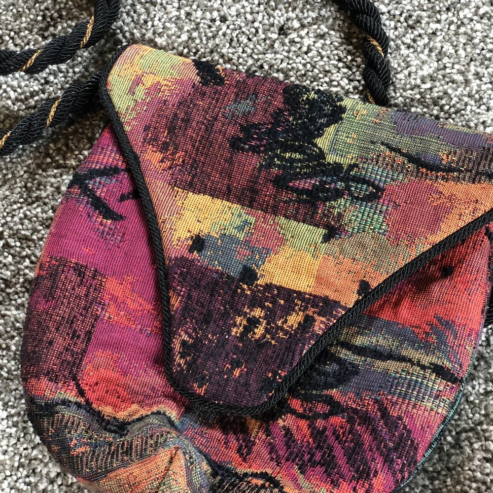 Unique Purse - Picture 2 of 5